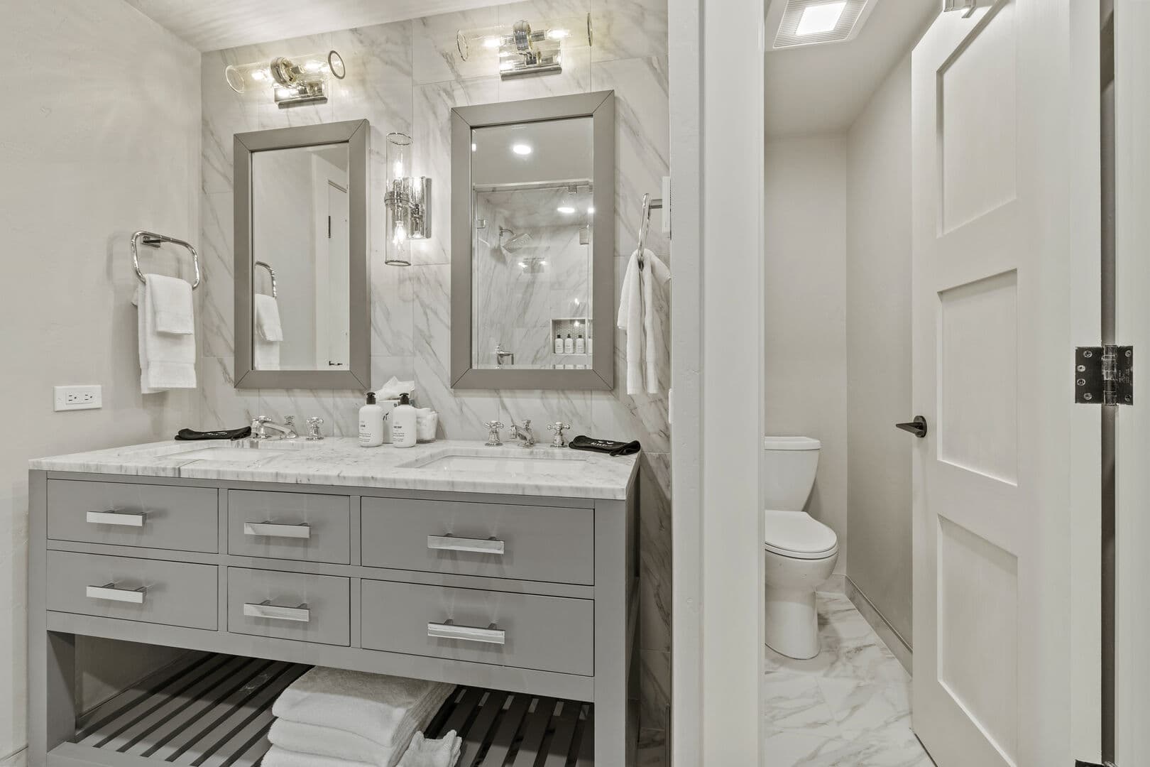 3/4 Bathroom By Hot Tub & Attached To King Bedroom