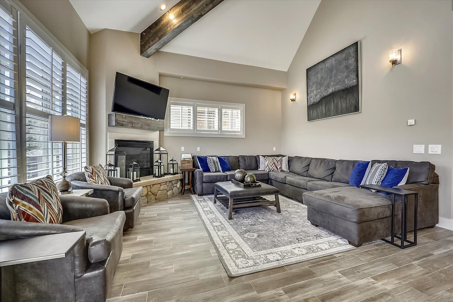 Living Room - Corral 306E - Breckenridge Vacation Rental