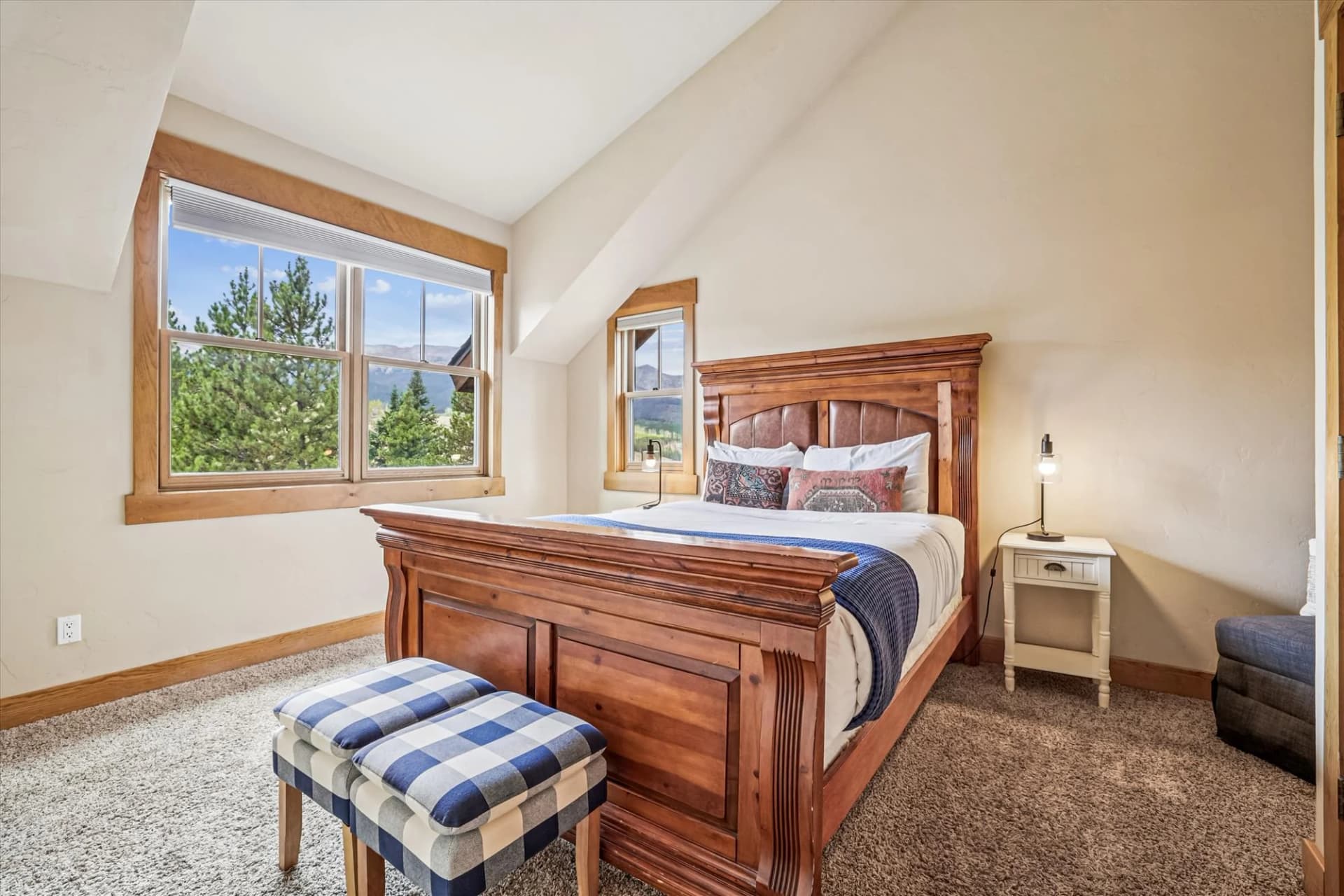Bedroom - Little Bear Lodge - Breckenridge Vacation Rental