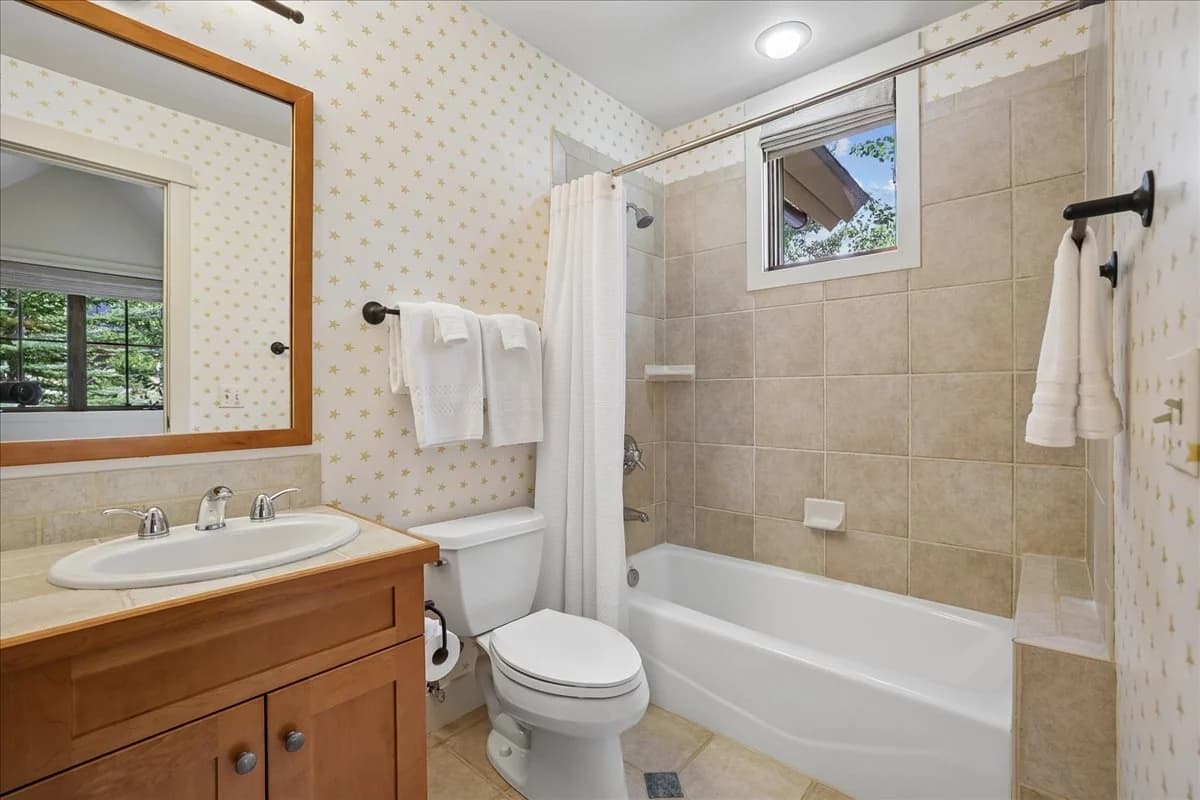 Bathroom - Trail Nest - Breckenridge Vacation Rental