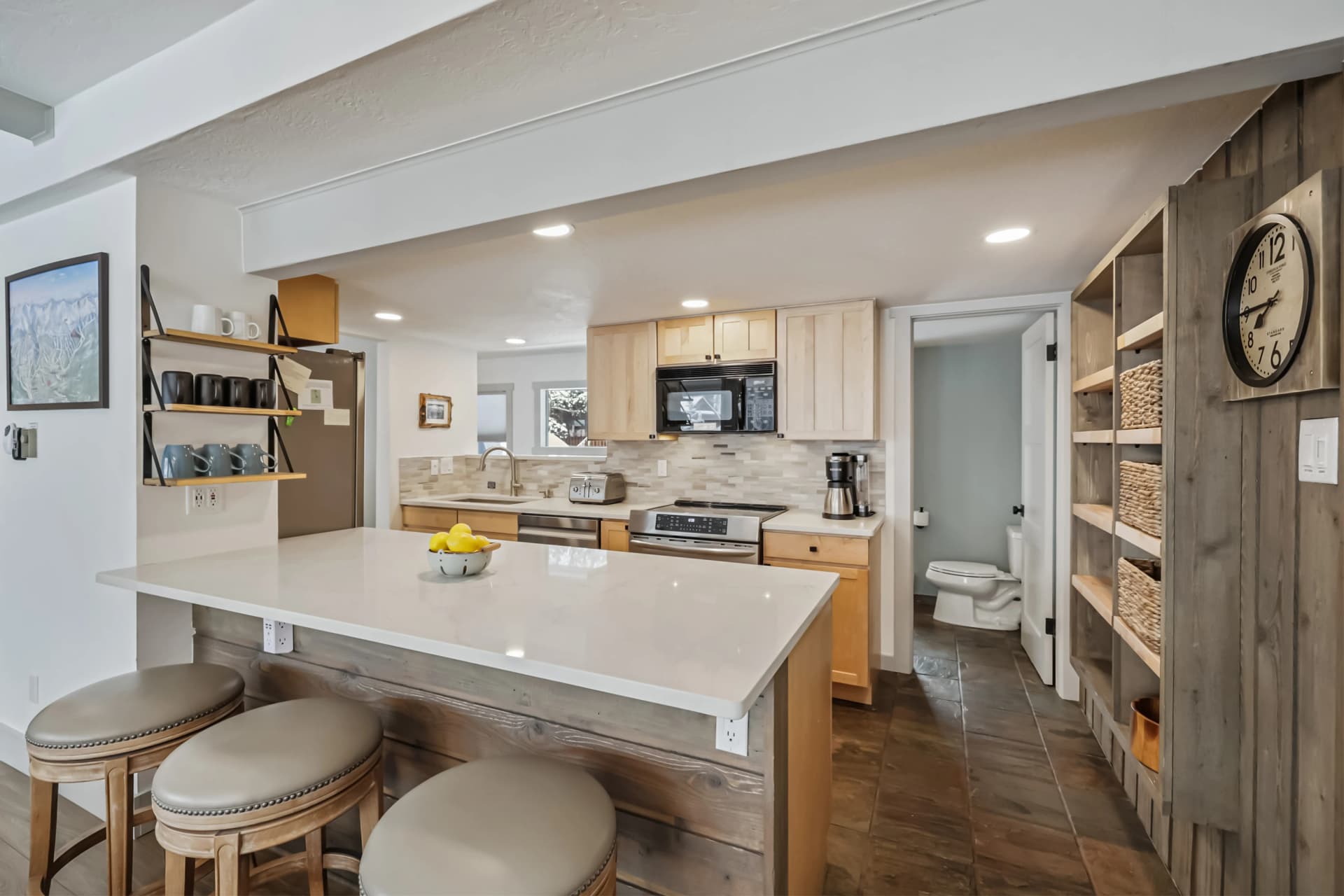 Kitchen - 4 O'Clock Lodge D27 - Breckenridge Vacation Rental