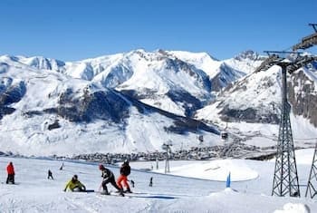 Snow and ski sports