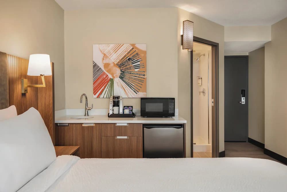Private kitchenette