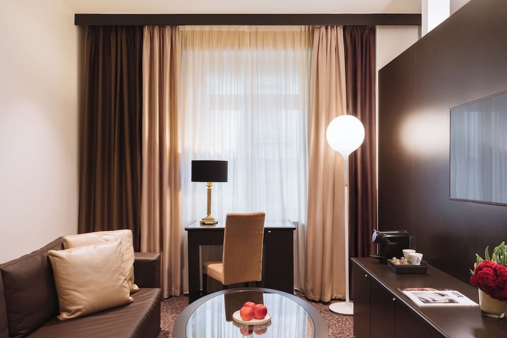 Room amenity