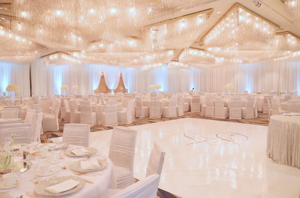 Indoor wedding