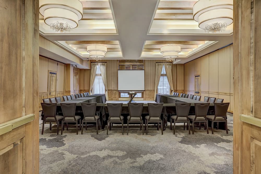 Meeting facility