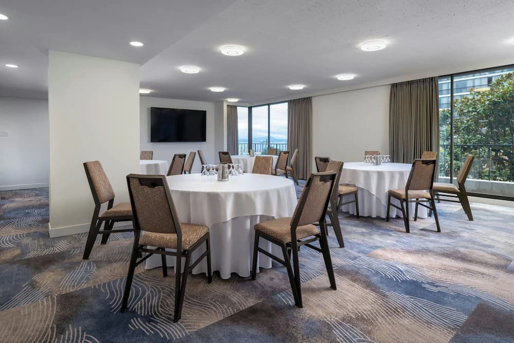 Meeting facility