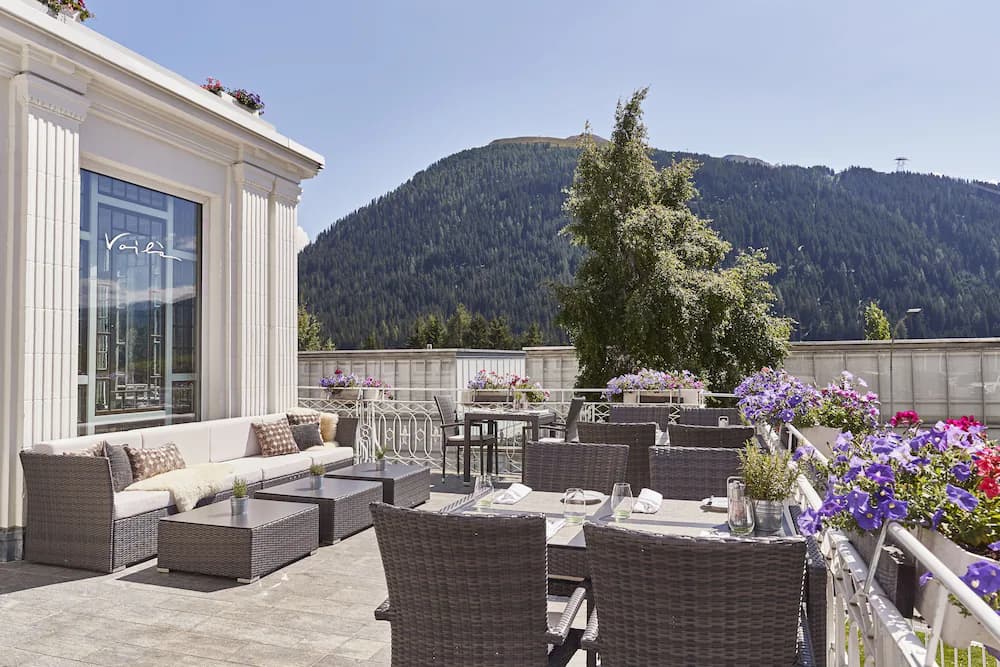 Sundeck