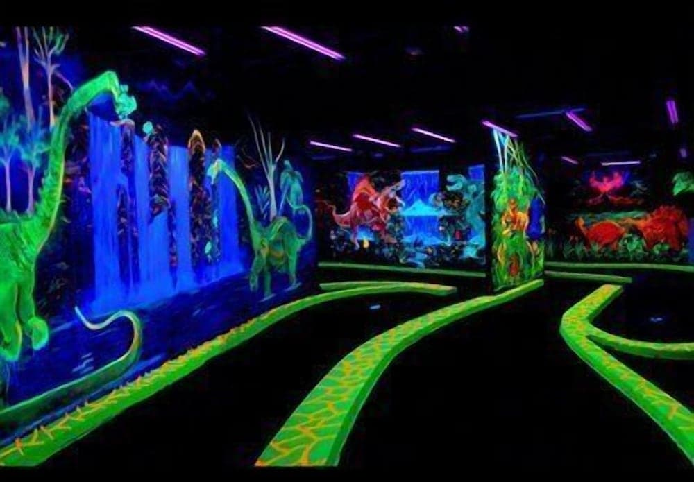 Mini-golf