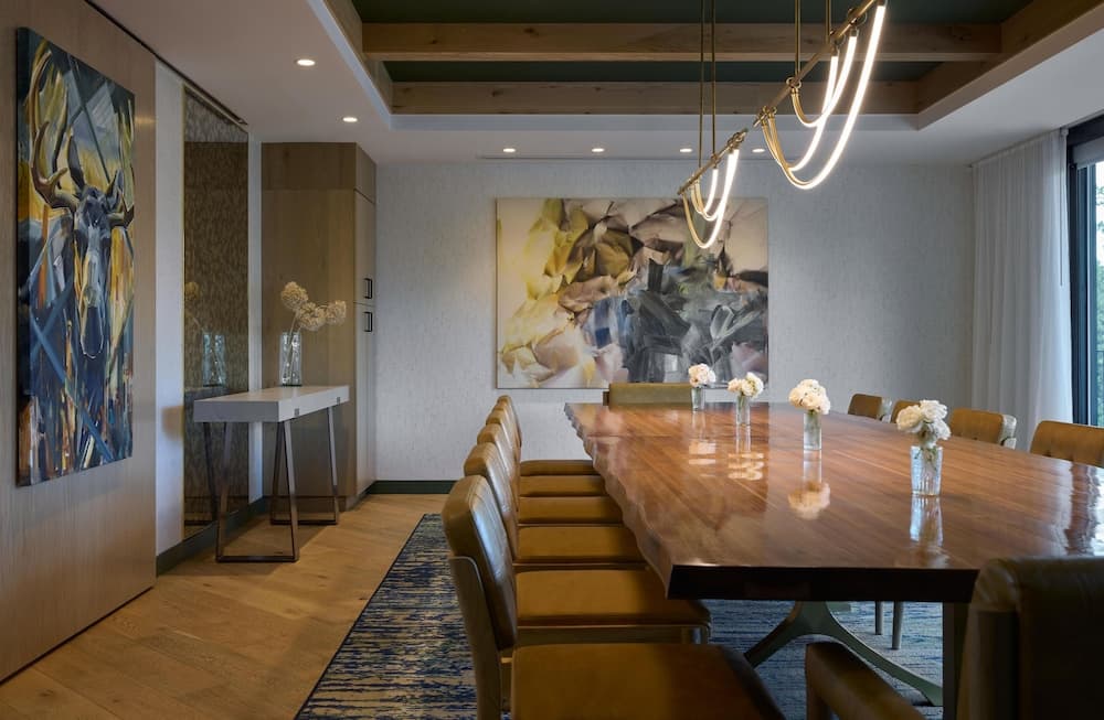 Meeting facility