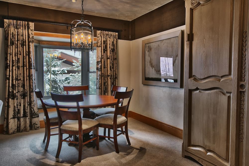 In-room dining