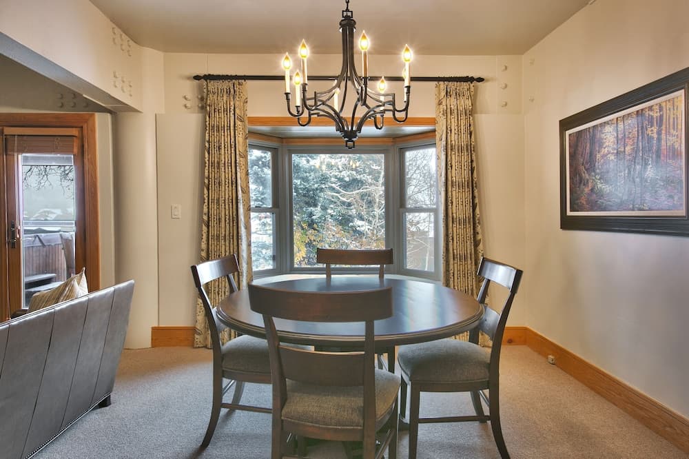 In-room dining