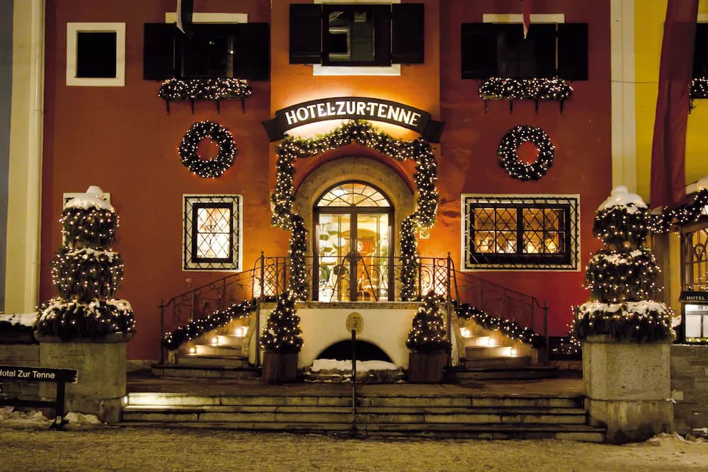 Front of property - evening/night
