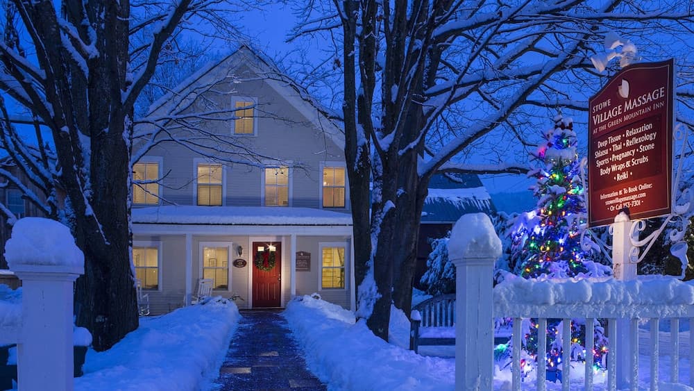 Front of property - evening/night