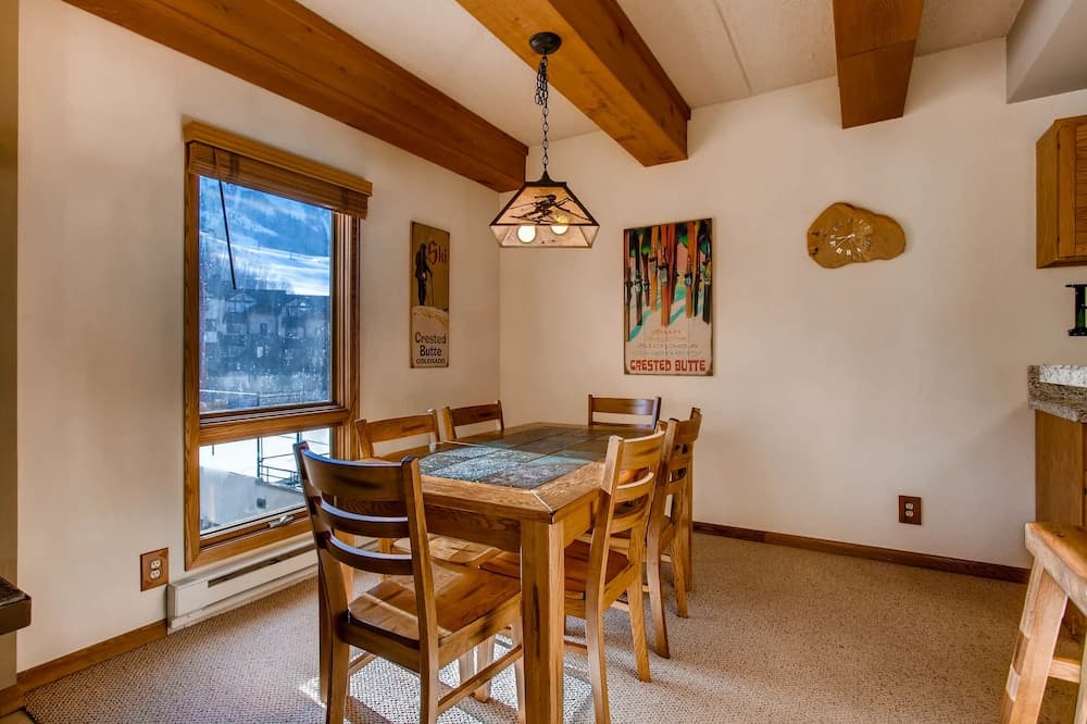 In-room dining