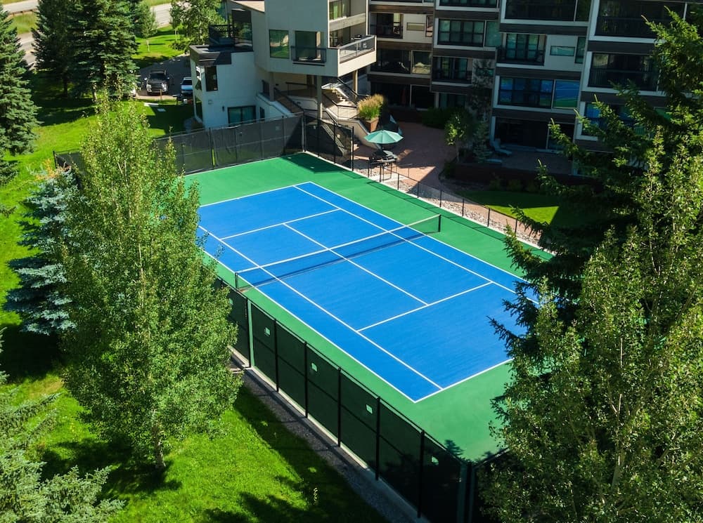 Tennis court