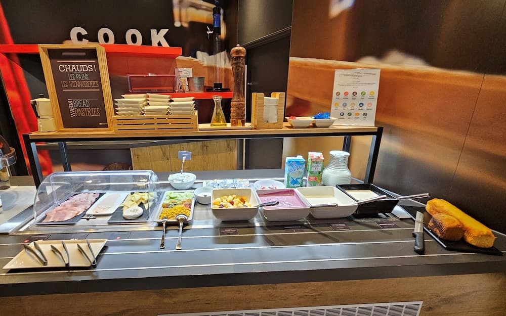 Breakfast buffet