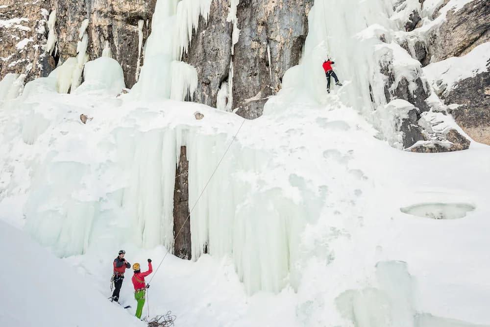Snow and ski sports