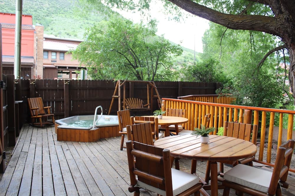 BBQ/picnic area