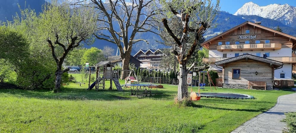 Children's play area - outdoor