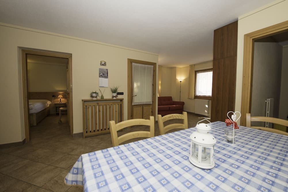 In-room dining