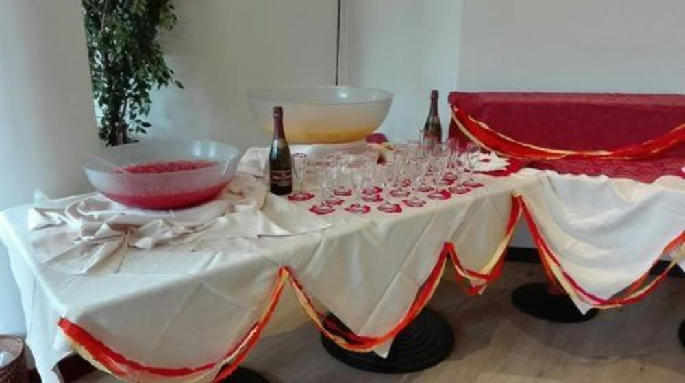 Banquet hall