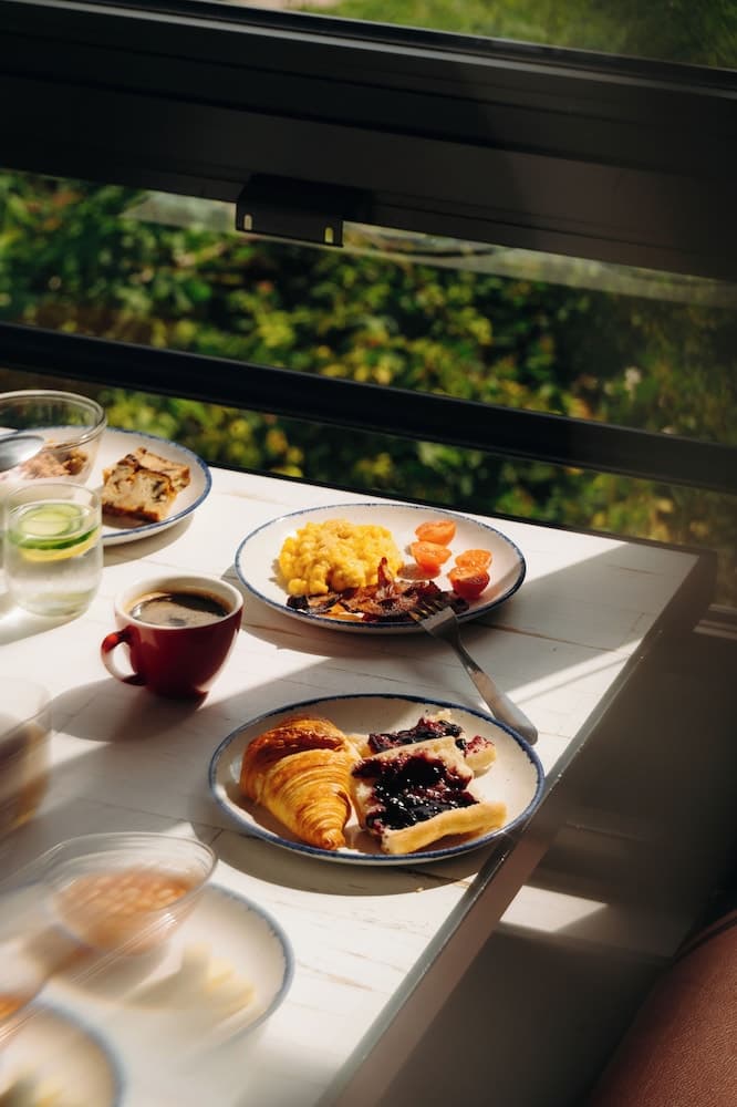 Breakfast buffet