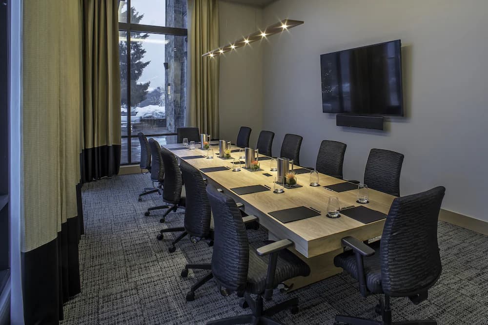 Meeting facility