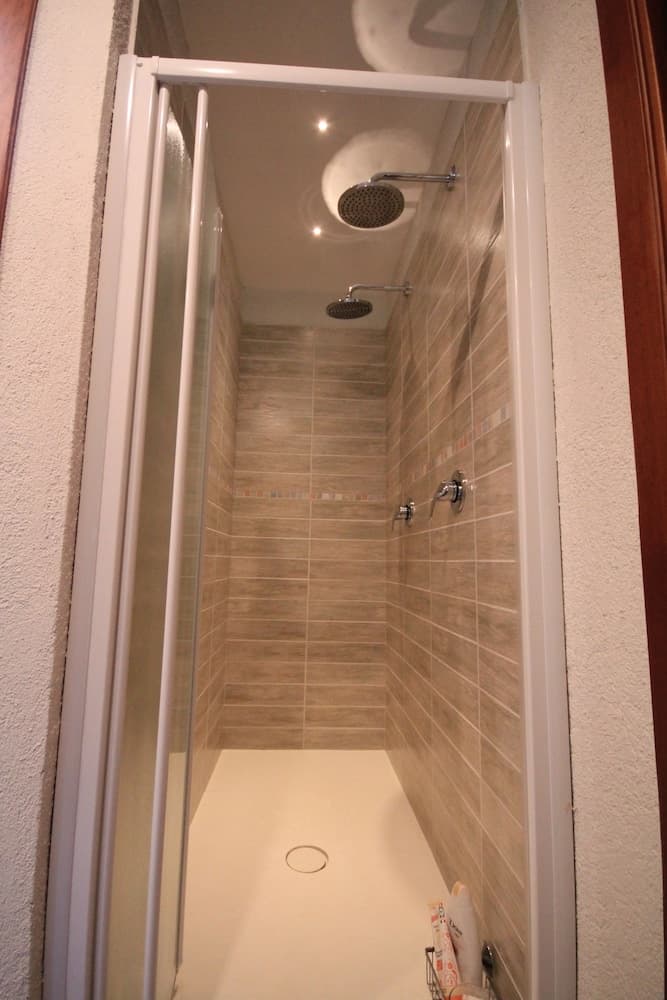 Vichy shower