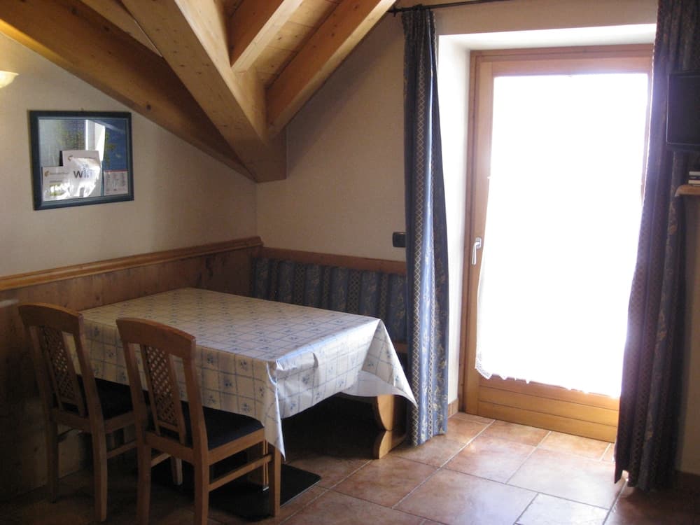 In-room dining
