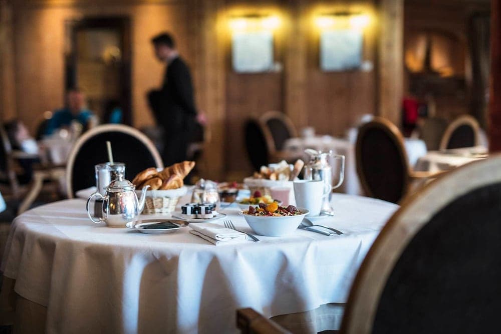 Breakfast area