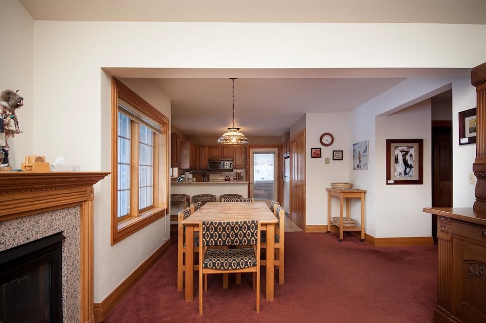 In-room dining