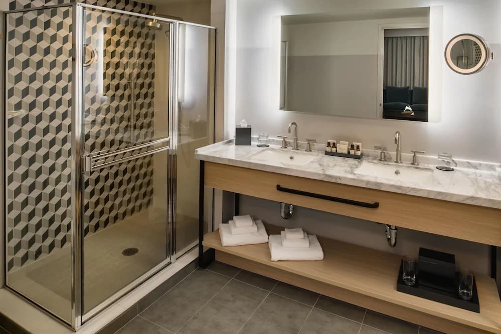 Bathroom shower