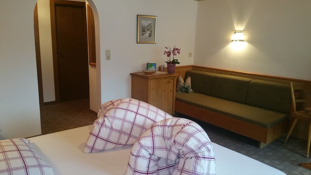 Room amenity