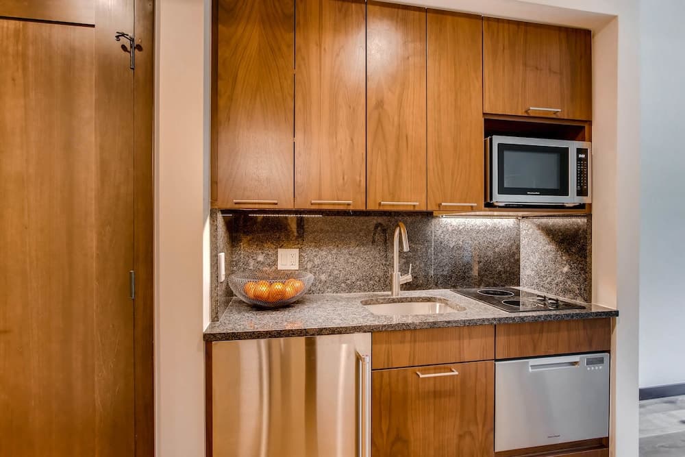 Private kitchenette