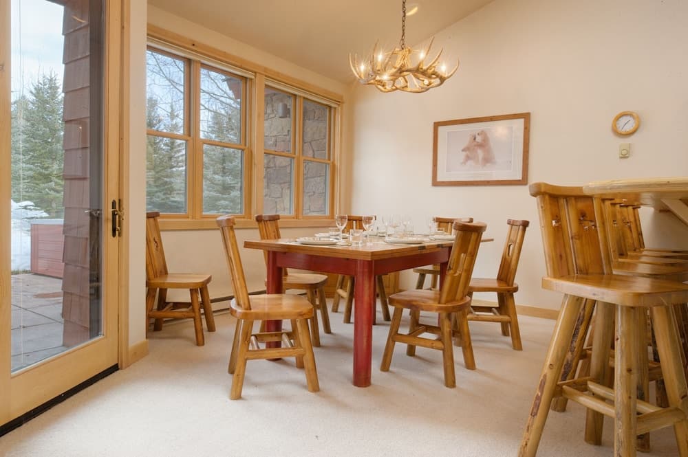 In-room dining