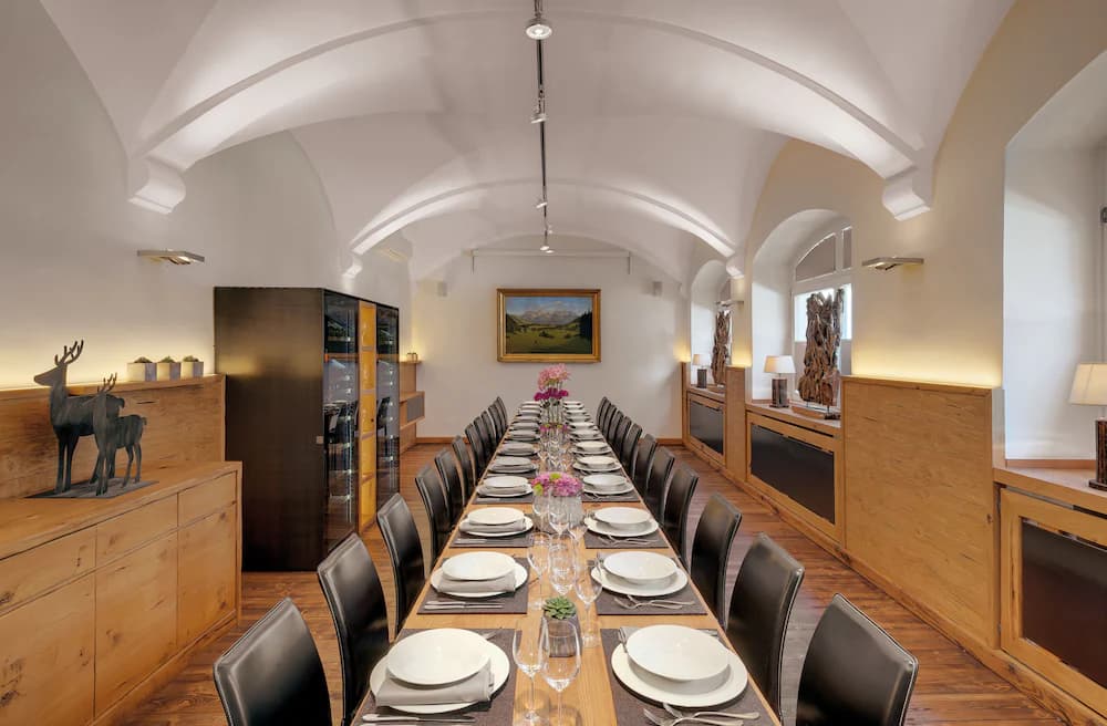 Banquet hall