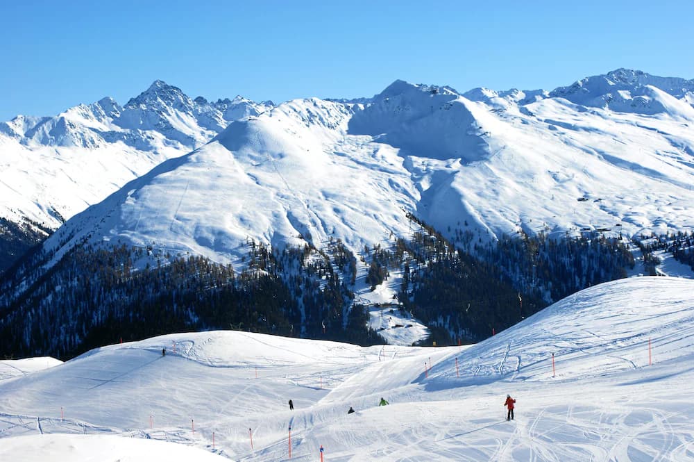 Snow and ski sports