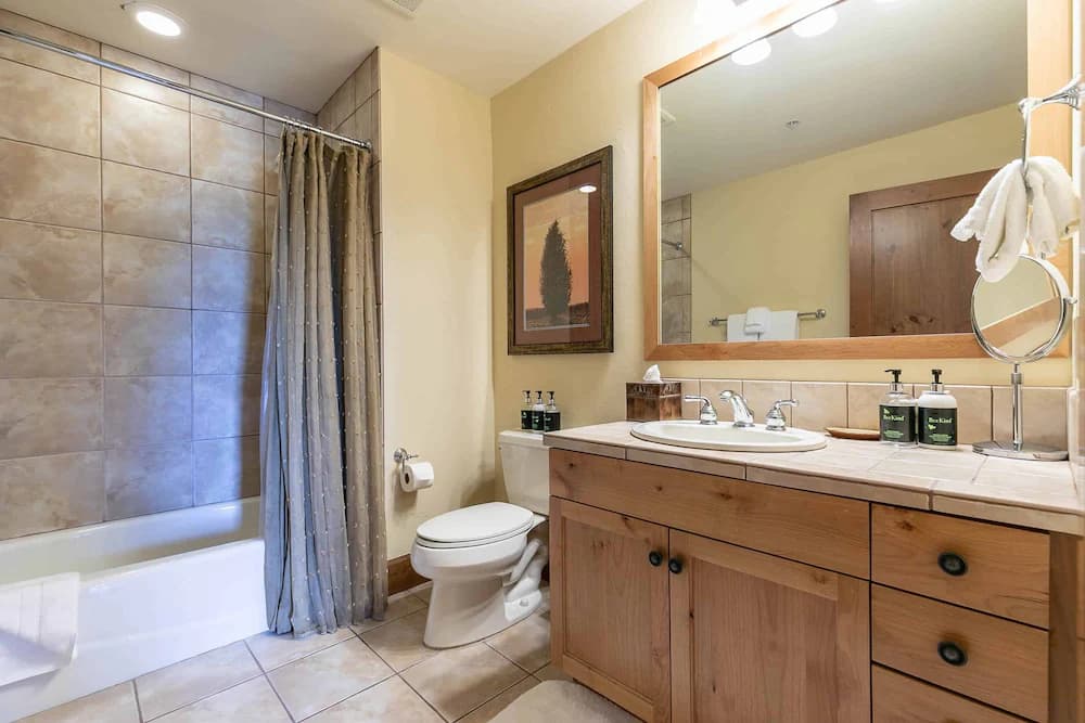Bathroom shower