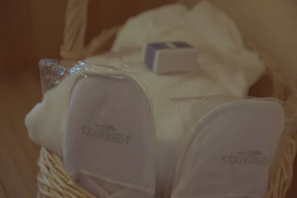 Room amenity