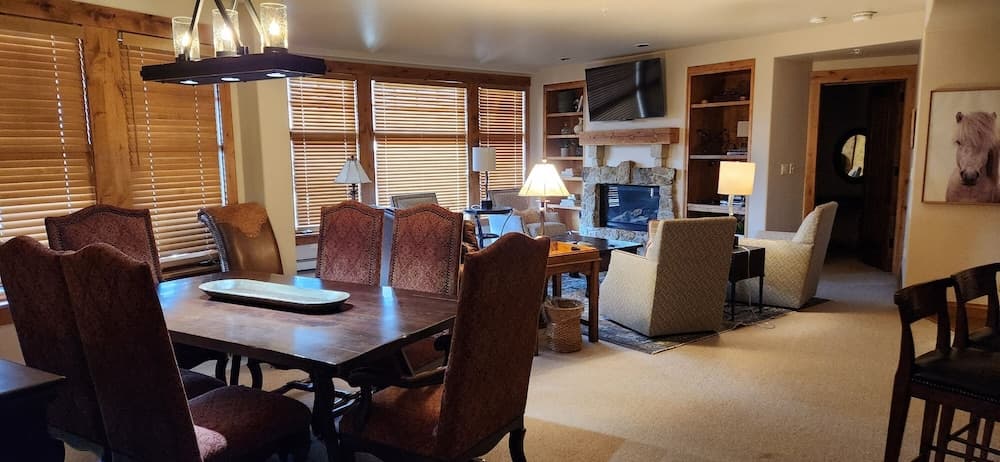 In-room dining