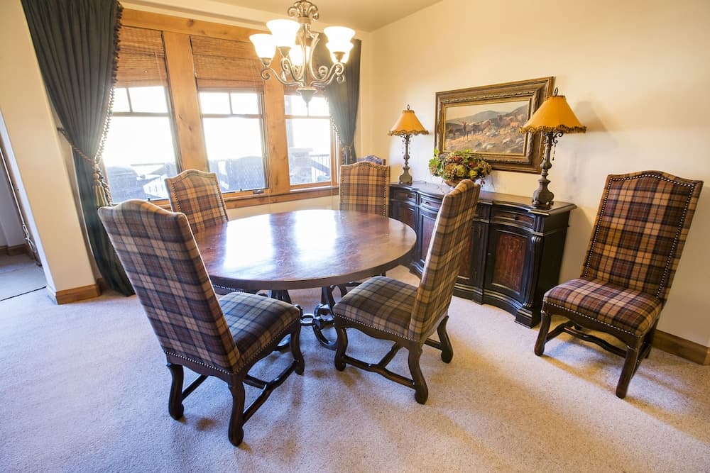 In-room dining