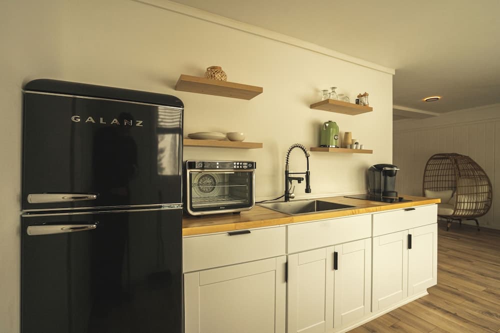 Private kitchenette