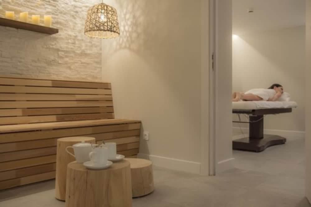 Treatment room
