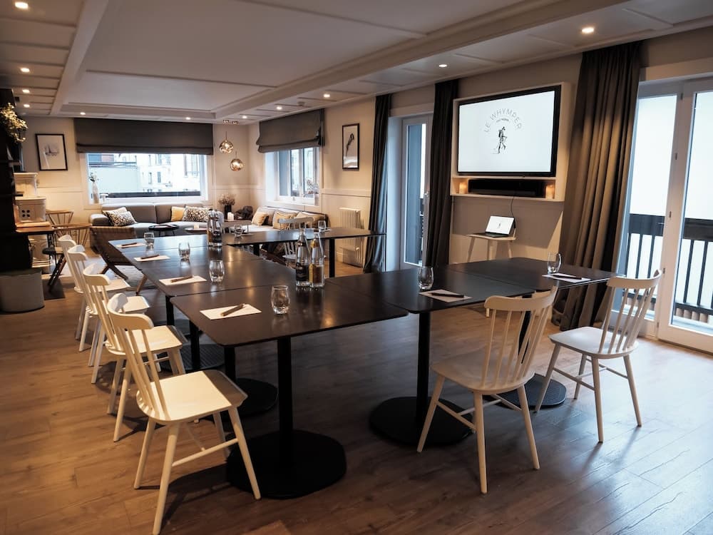 Executive lounge