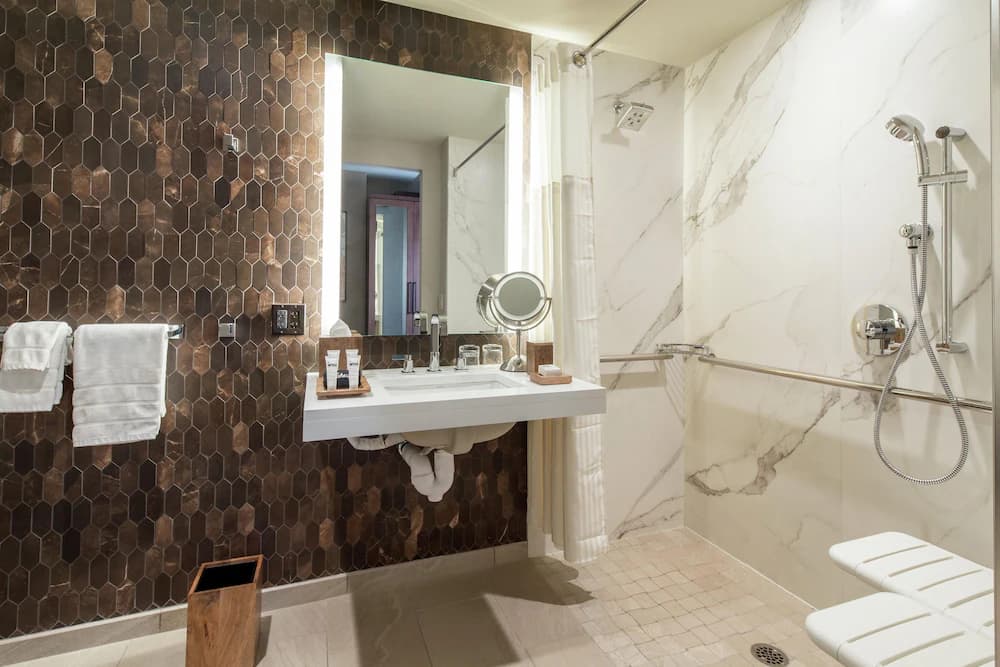 Bathroom shower