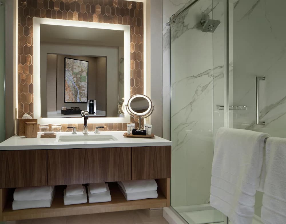 Bathroom shower
