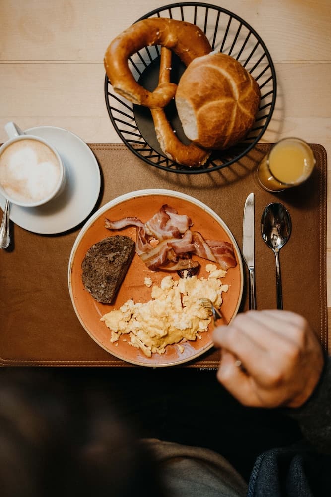 Breakfast buffet