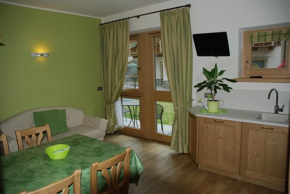 In-room dining