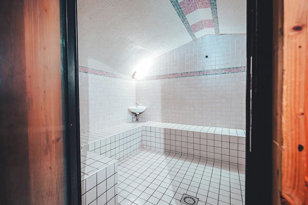 Steam room